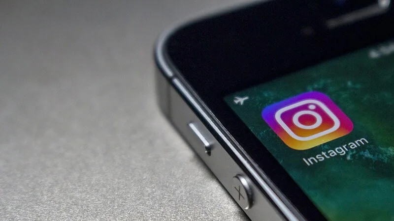 Cara Download Gambar dan Video Instagram Melalui Telegram