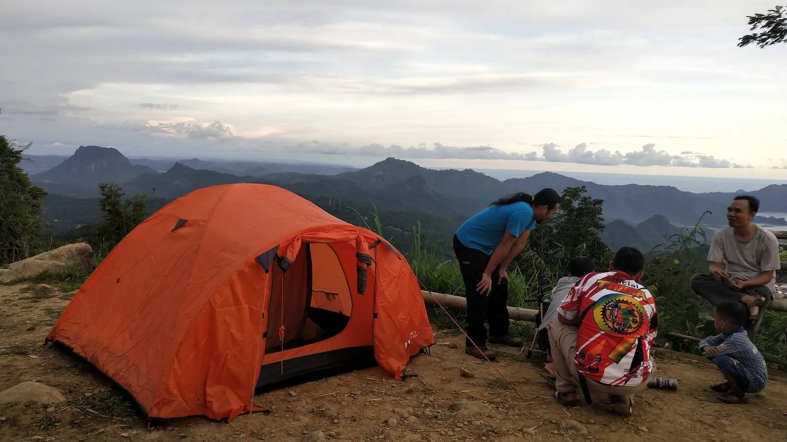 Tuhan, Aku Rindu Kemah Bersama Sahabat