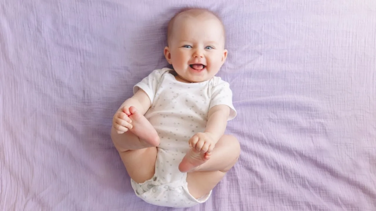 Perkembangan Bayi 6 Bulan: Panduan Tumbuh Kembang Sehat